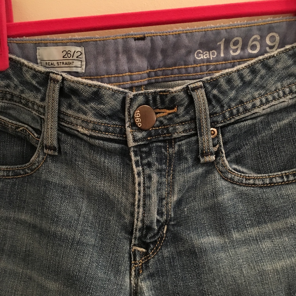GAP Mid Rise Real Straight Jeans